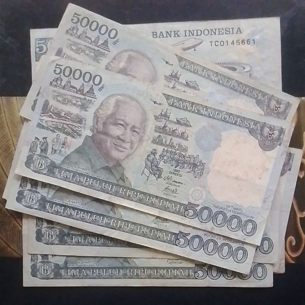 UANG KUNO SUHARTO 50.000 RUPIAH TAHUN 1995
