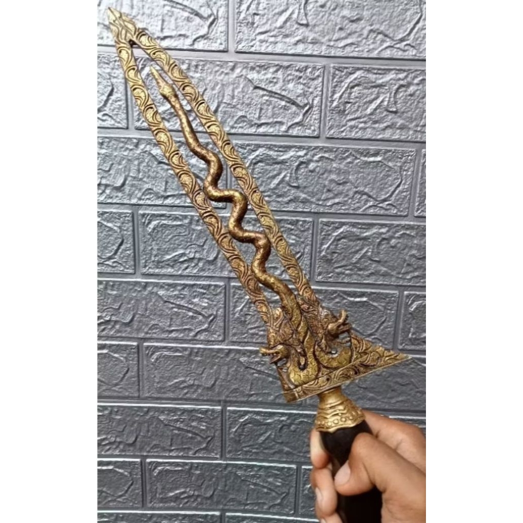 Keris Nogo Temanten Kamarogan