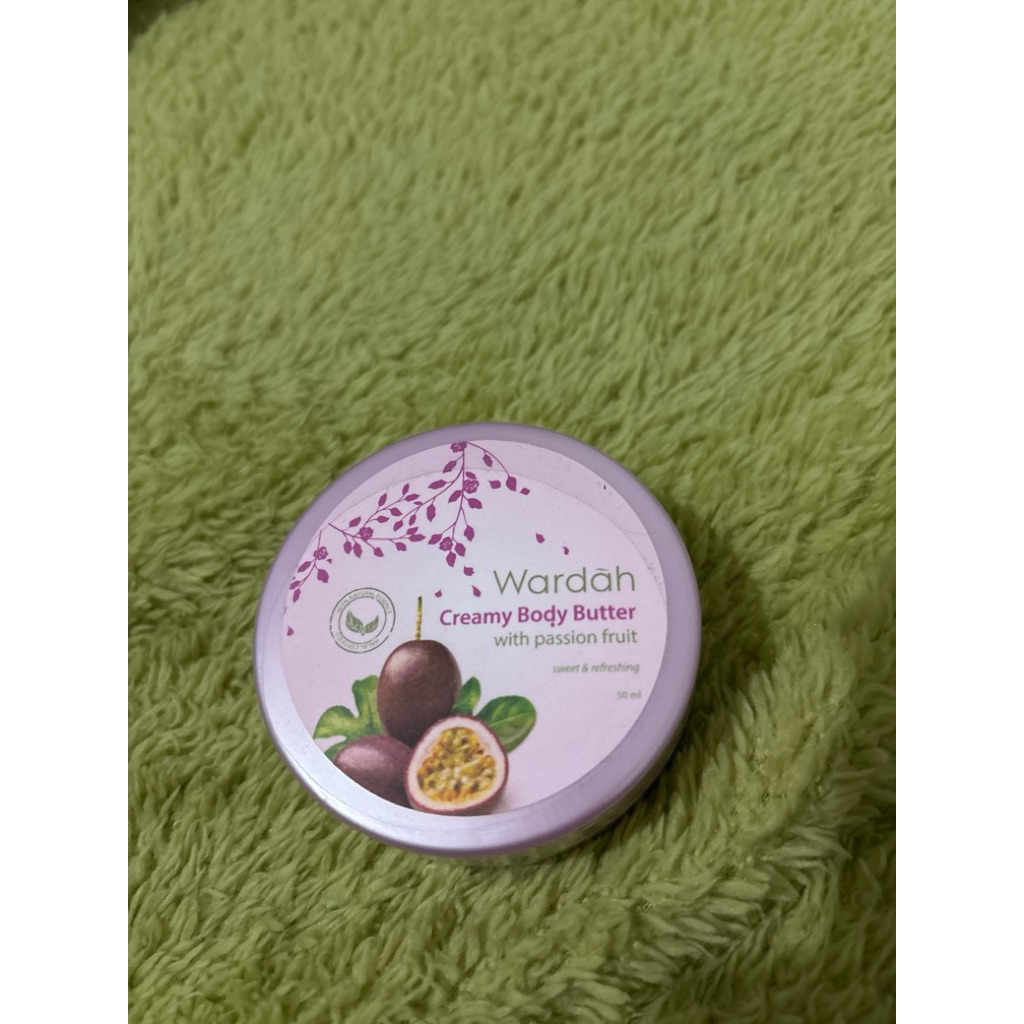 Wardah Creamy Body Butter with passion fruit