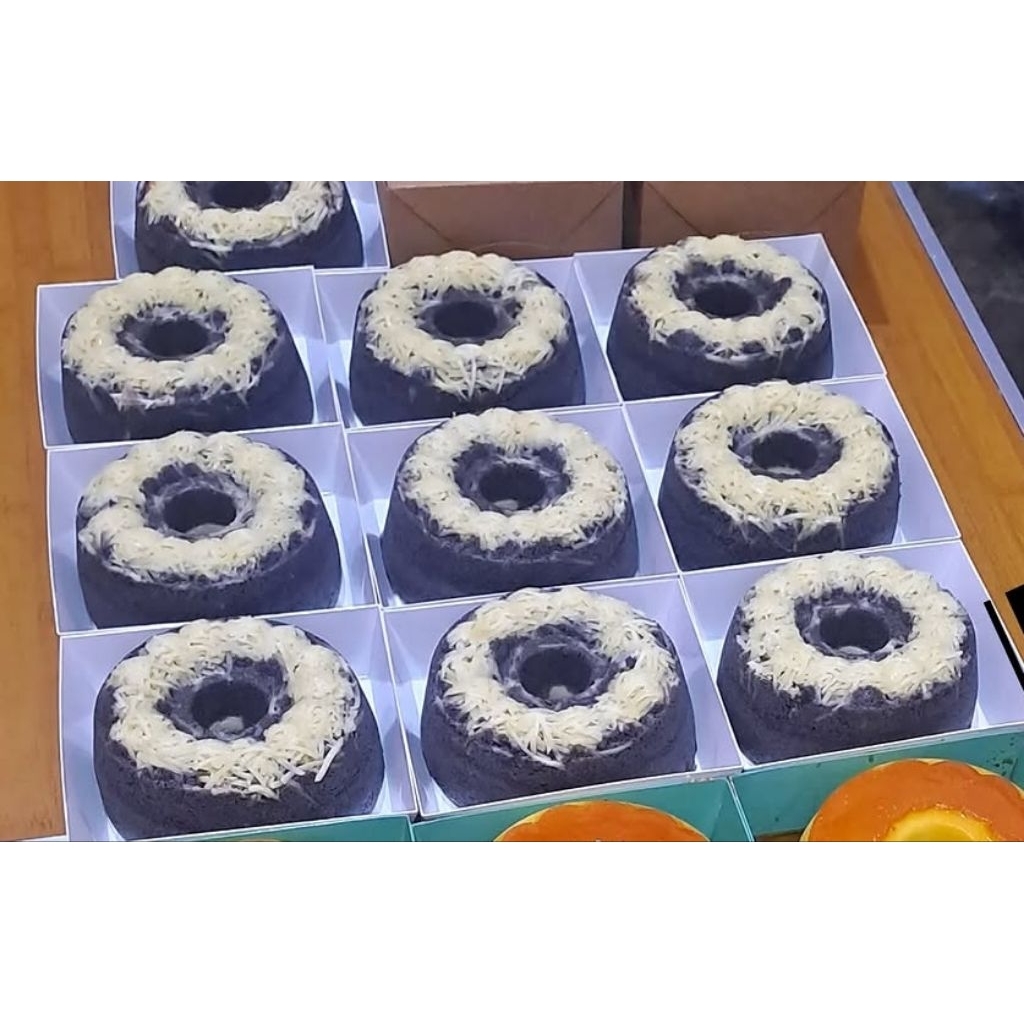 

Bolu Ketan Keju Lumer