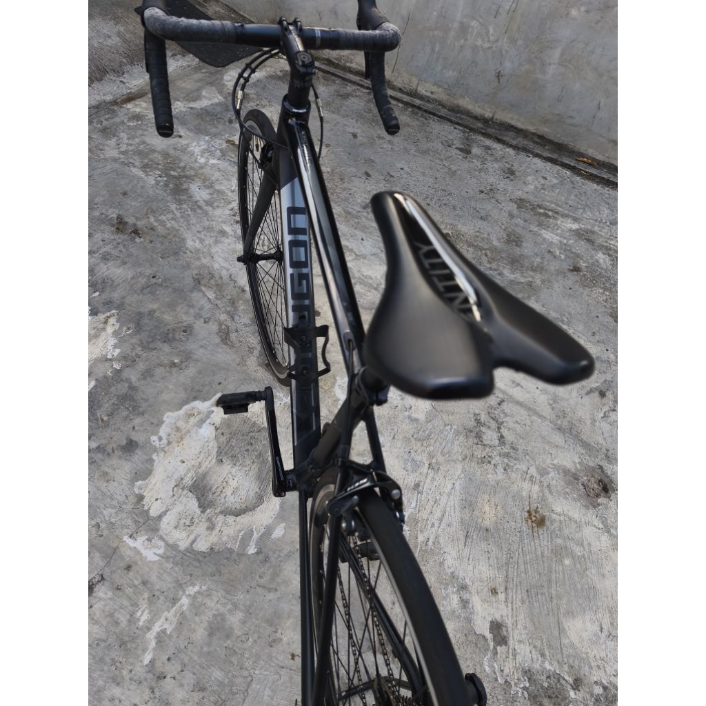 sepeda roadbike Polygon strattos S5 size M