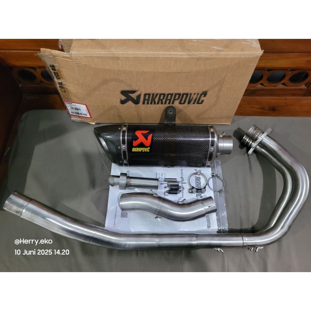 Akrapovic Slovenia Original CBR250RR