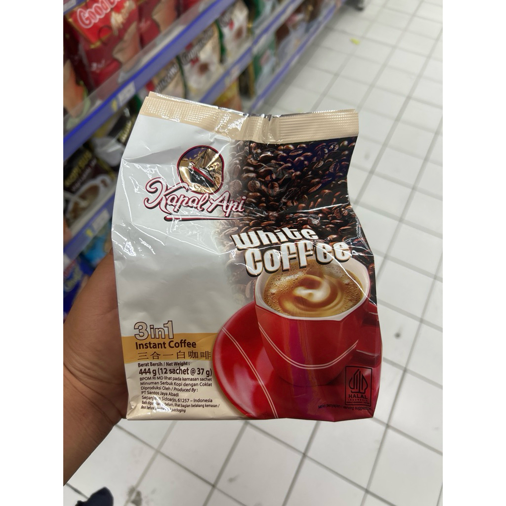 

Kapal Api white coffee 444gram isi 12