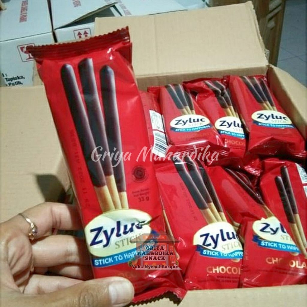 

Zyluc Stik Chocolate 1 Pcs Snack box