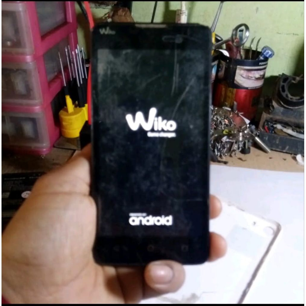 hp wiko Lanny 2..........