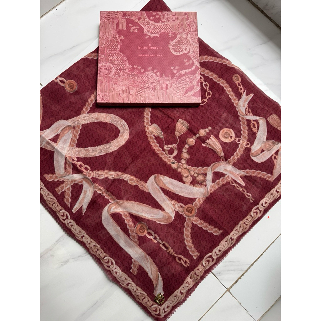 Buttonscarves Chain Ruby