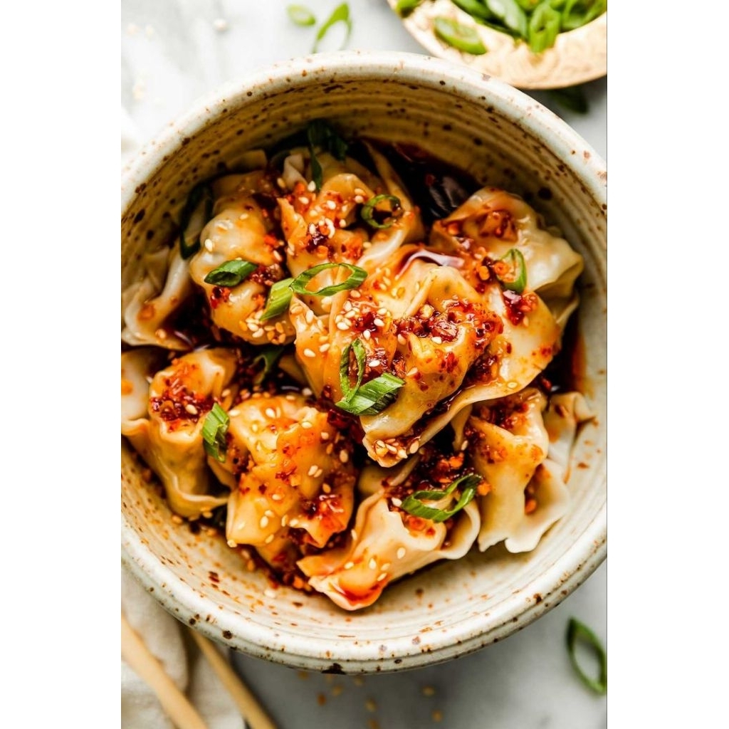 

PANGSIT AYAM CHILI OIL+BUMBU(FROZEN)