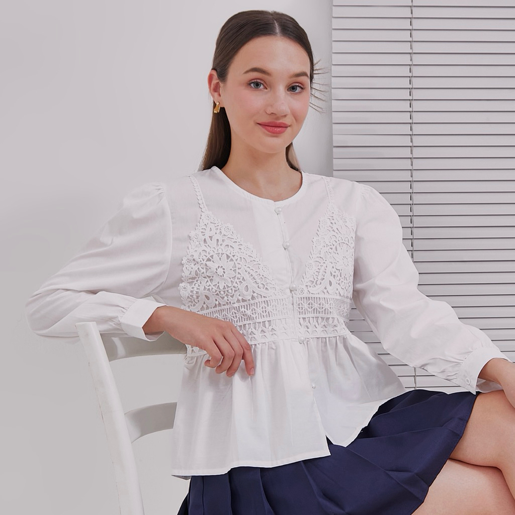 [ Senchi ] - Kaori Romantic Lace Blouse  / Atasan Blouse Renda Vintage Wanita / Atasan Blouse Style 