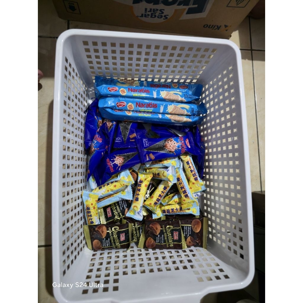 

snack wish import campur lokal