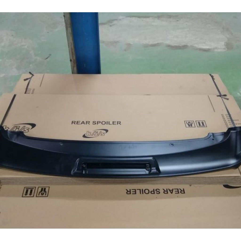 SPOILER ABS CALYA/SIGRA MODEL SPORTY MENTAH