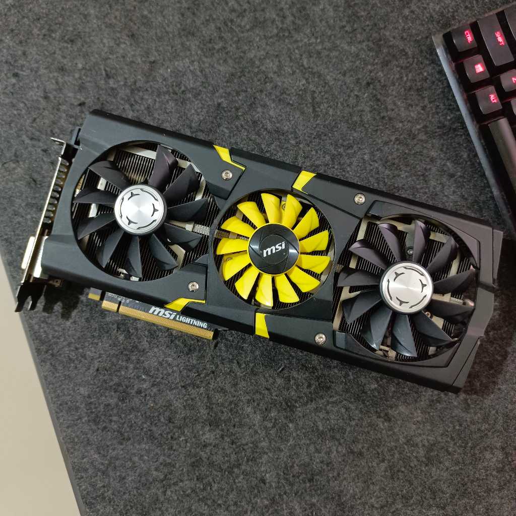 VGA MSI R9 290X LIGHTNING EDITION 4GB GDDR5 (RUSAK)