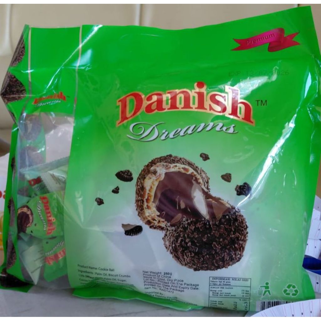 

DANISH DREAMS CHOCOLATE CRISPY BALL