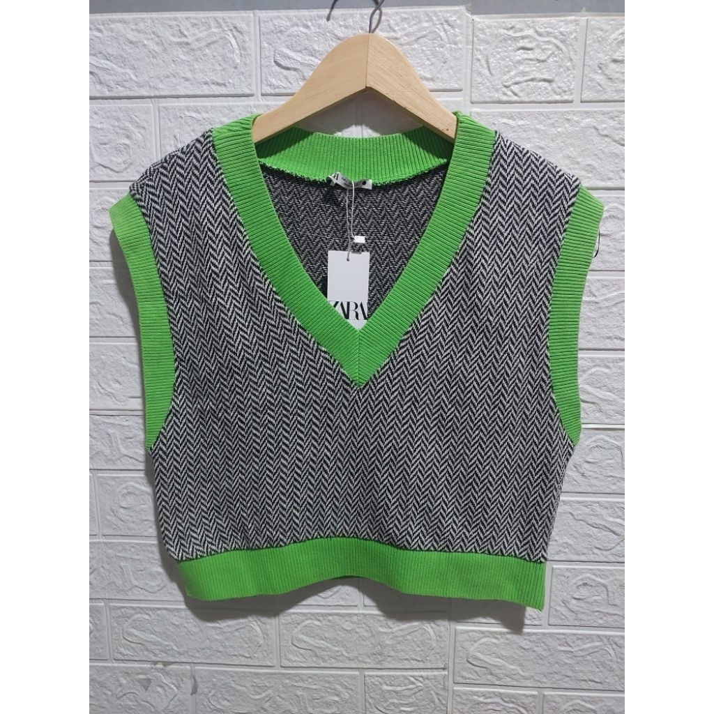 ZARA VEST / ROMPI RAJUT FULL MOTIF CROPTOP