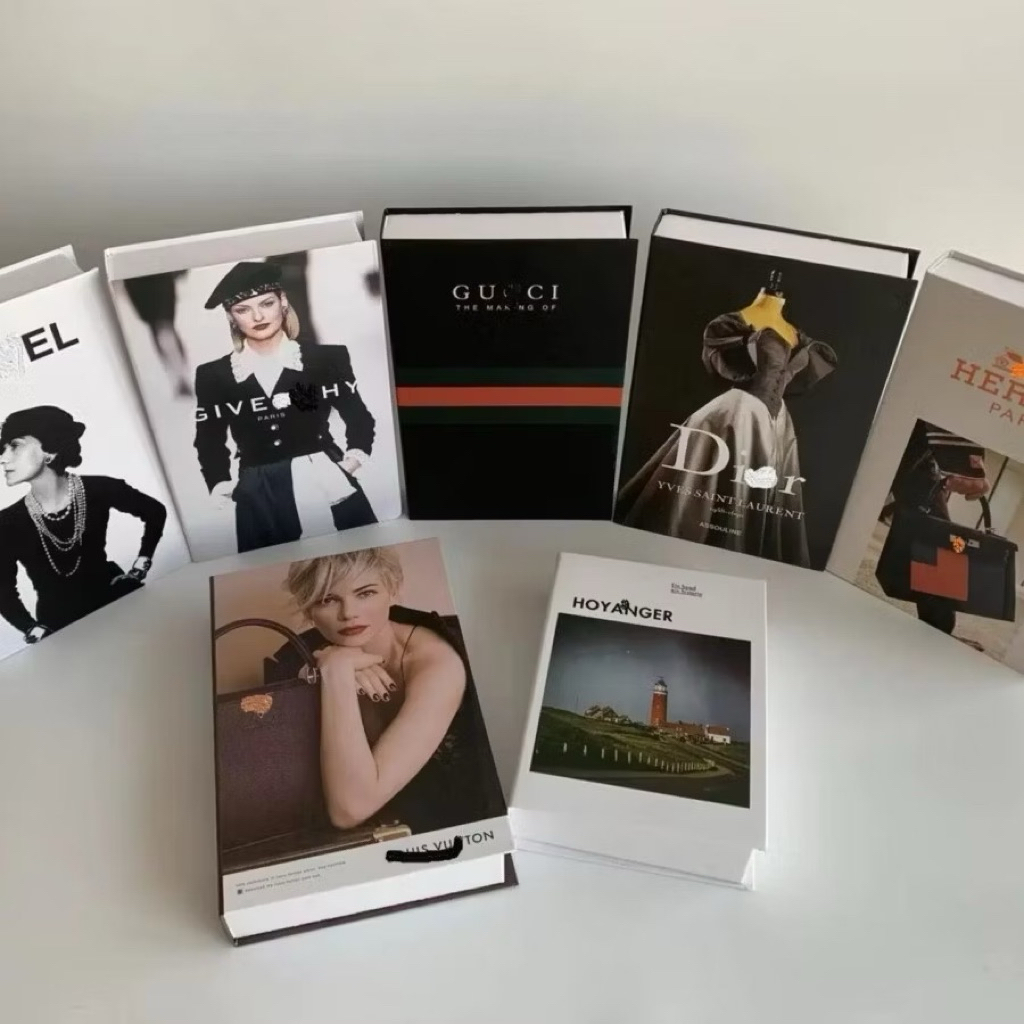 

Buku Pajangan Estetik Dekorasi Foto Premium / Dummy Book Decorations 3070