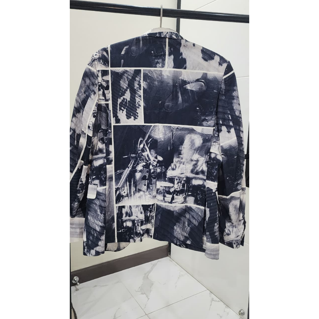 Blazer unik warna biru putih motif PRELOVED