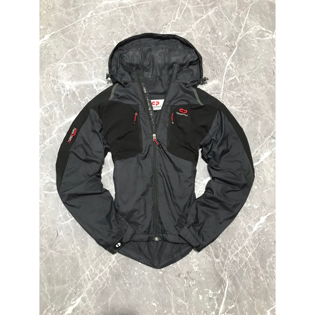 Jaket Outdoor Center Pole