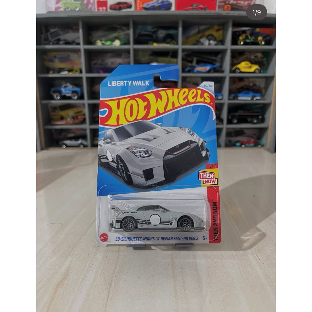 Hotwheels Nissan GTR R35 LBWK