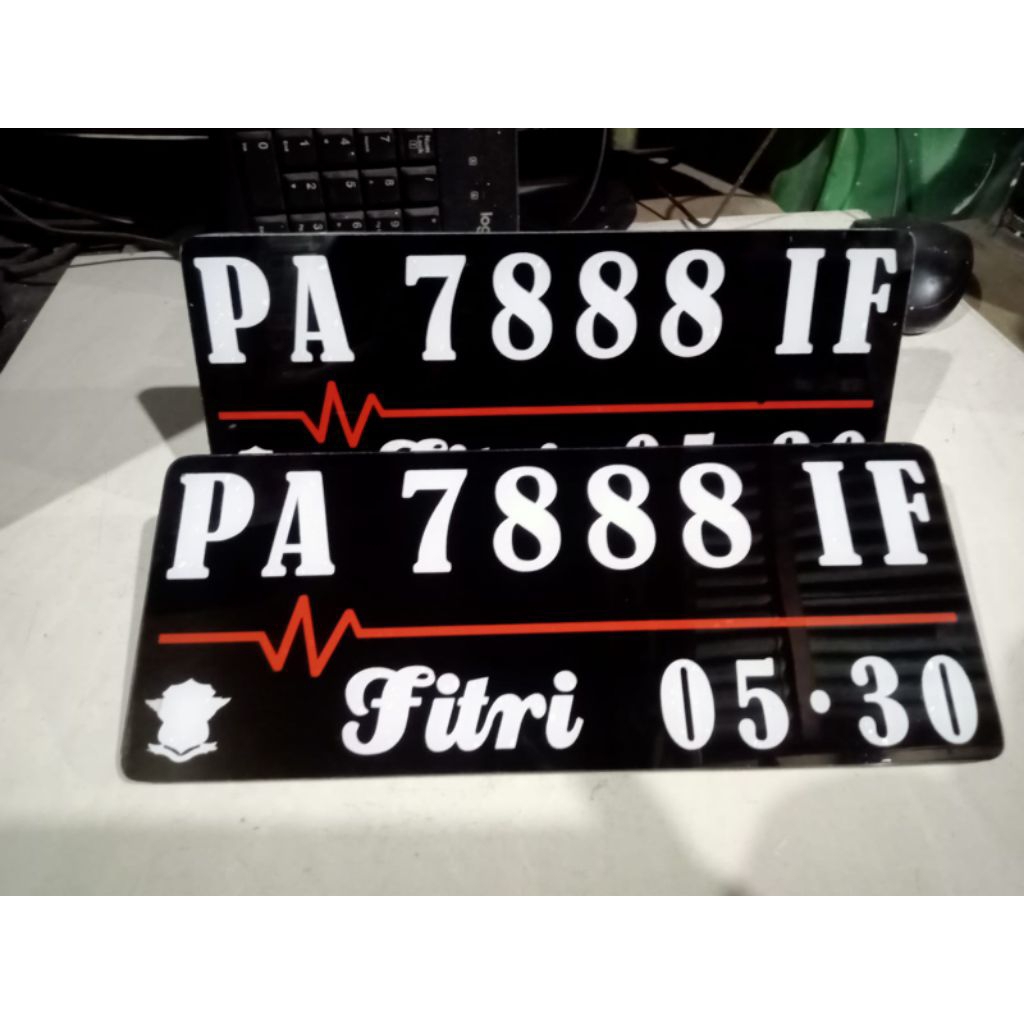 PLAT nomor motor akrilik + hologram baut tanam