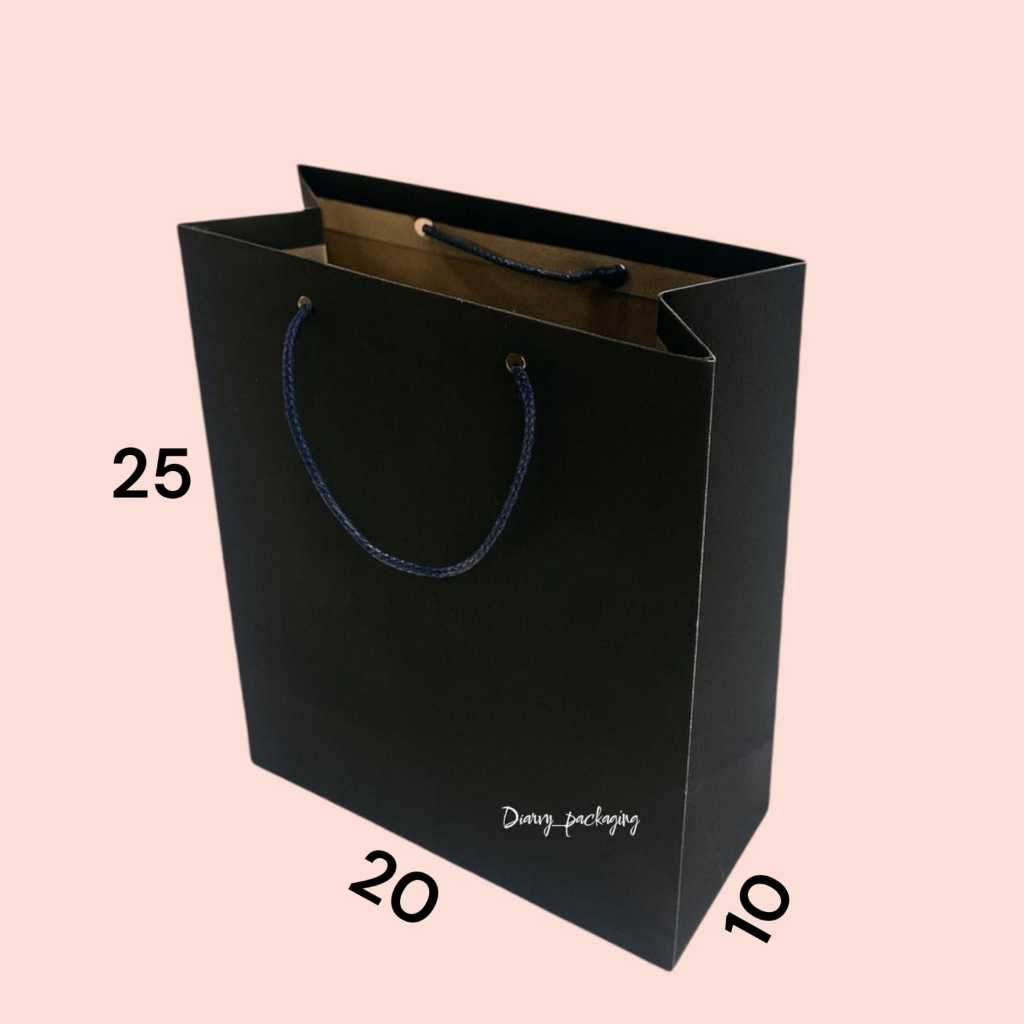 

Paperbag HITAM 20 x 25 | Paper bag Polos | Tas kertas Souvenir | Tas kado