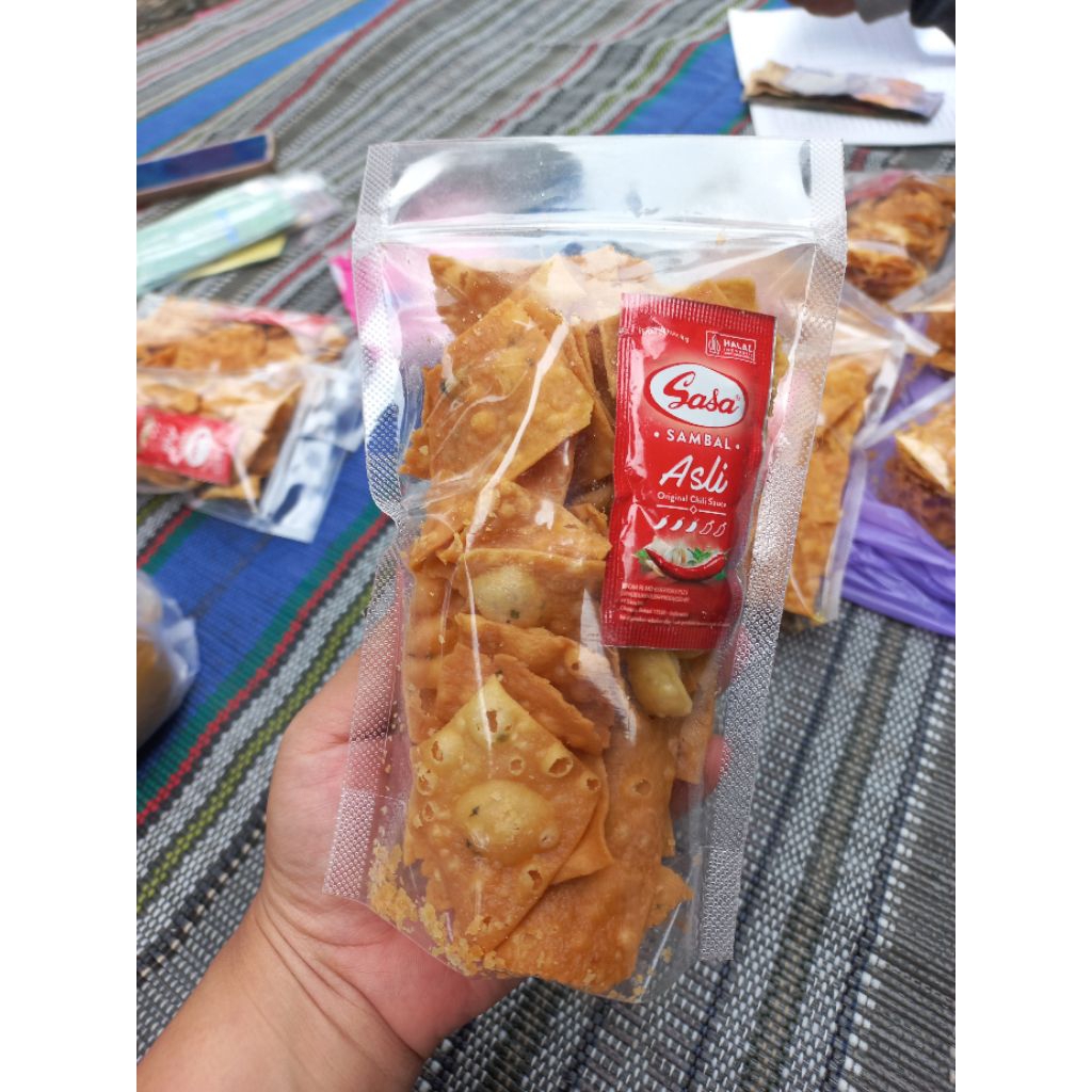 

KERIPIK BAWANG GORENG 82gr