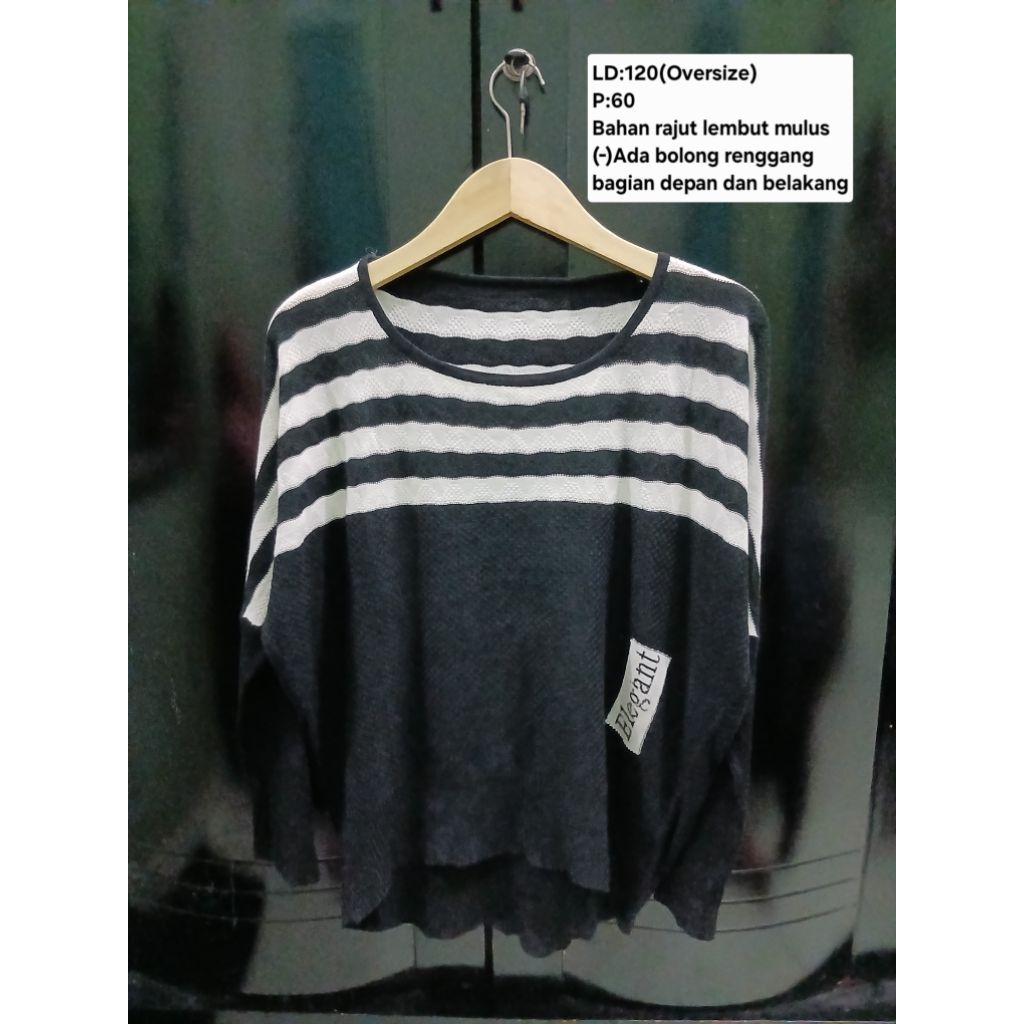 (COD)Atasan blouse knitwear rajut batwing wanita warna hitam putih motif salur/garis-garis