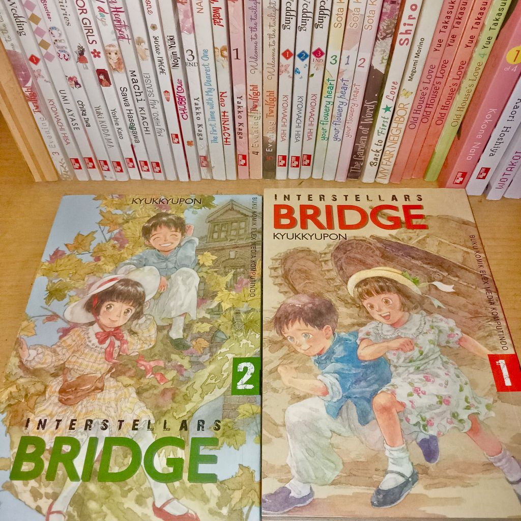 Preloved Komik ONE SET Interstellar Bridge Vol. 1-2