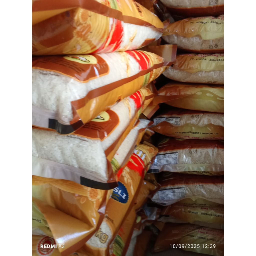 

Beras Mutiara Padi Kemasan 5kg