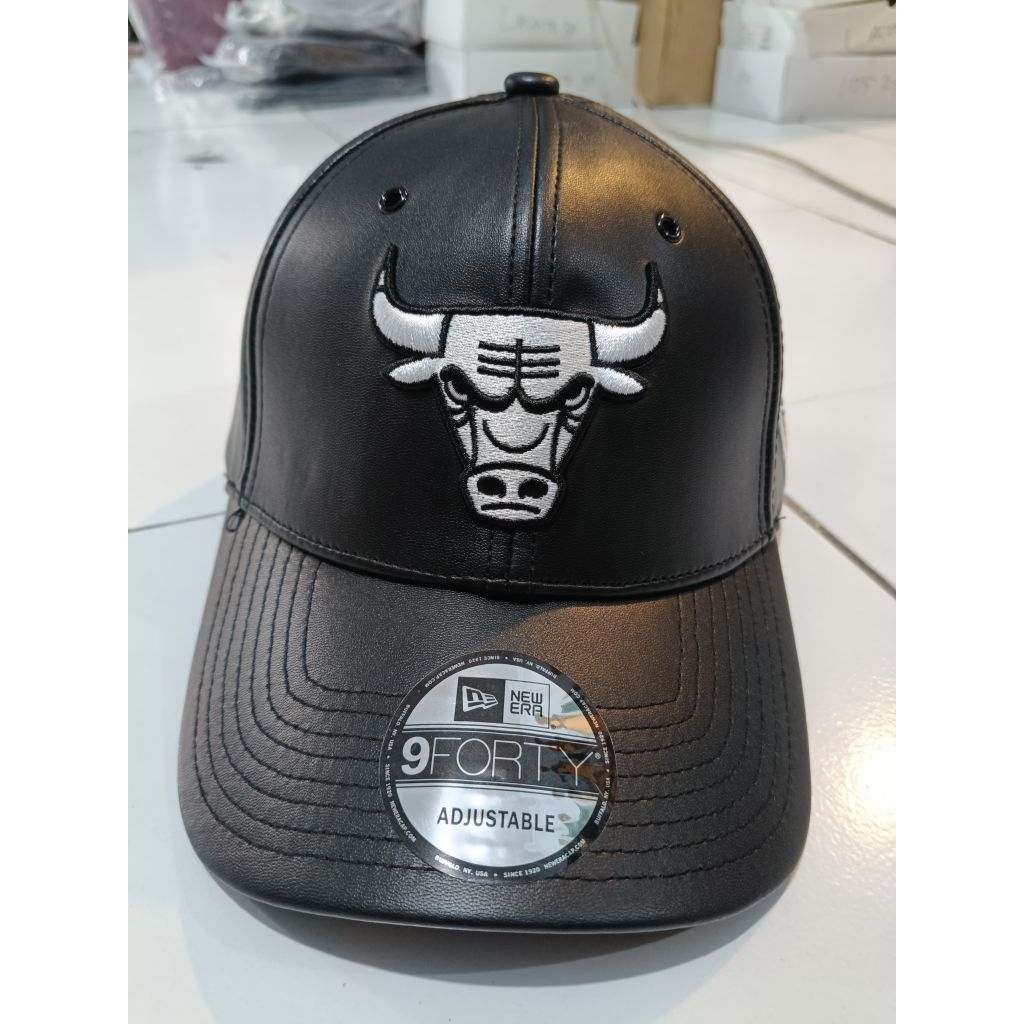 topi pria / topi baseball kulit Bulls