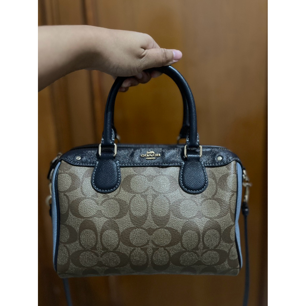 PRELOVED ORIGINAL TAS COACH BENNET MINI KHAKI / MIDNIGHT POOL DEFECT