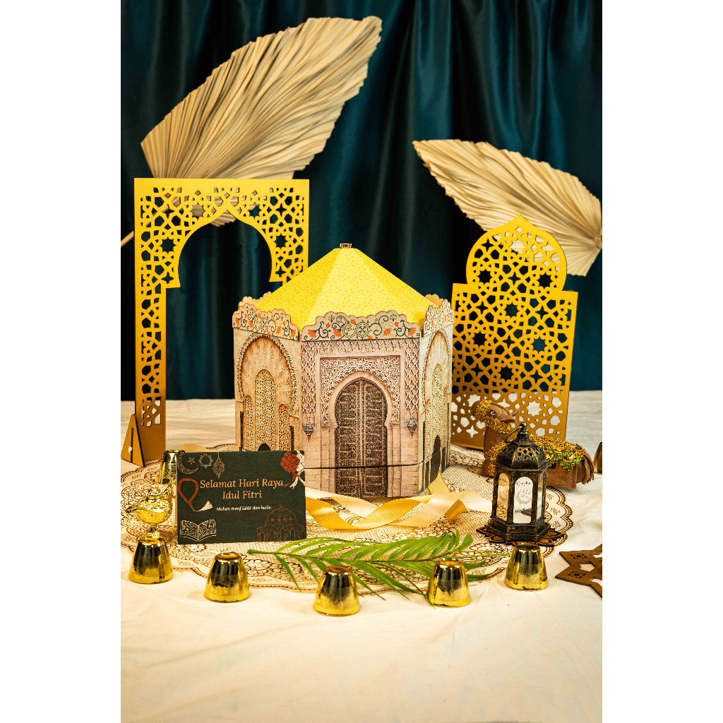 

Al Lazeem Box Hampers Lebaran