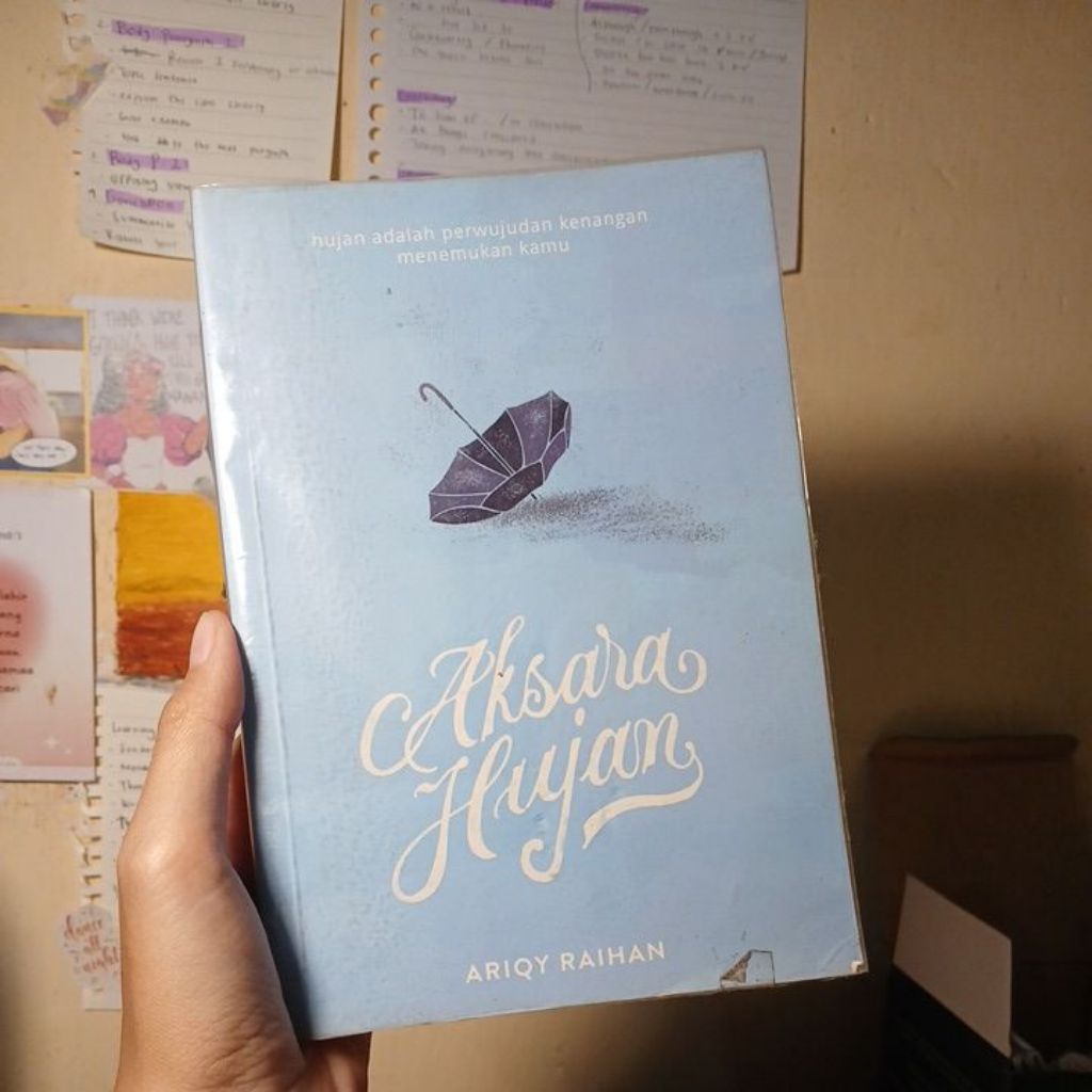 [PRELOVED/BEKAS] Novel Aksara Hujan Ariqy Raihan