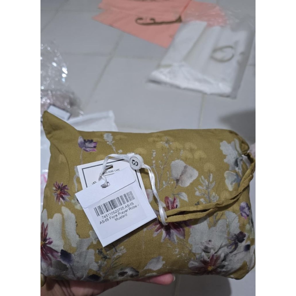 As Is Buttonscarves Robe Prayer Series Fiore - Mustard (Mukenah)