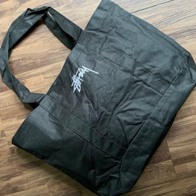 STU*SY 2016 FALL HOLIDAY COLLECTION TOTEBAG