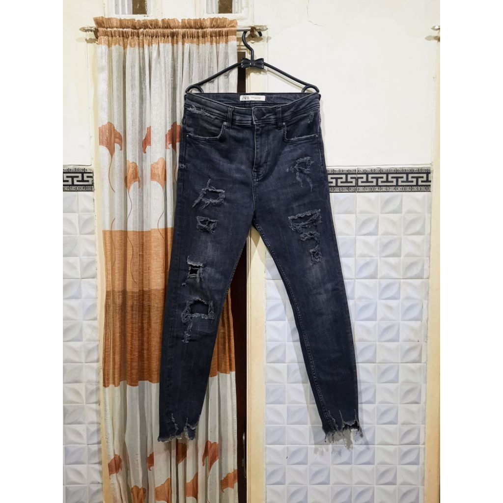 ZARA Man Denim Ripped Unfinished Rare Item | not Zara Cargo Denim | Zara Denimwear | Zara Jeans