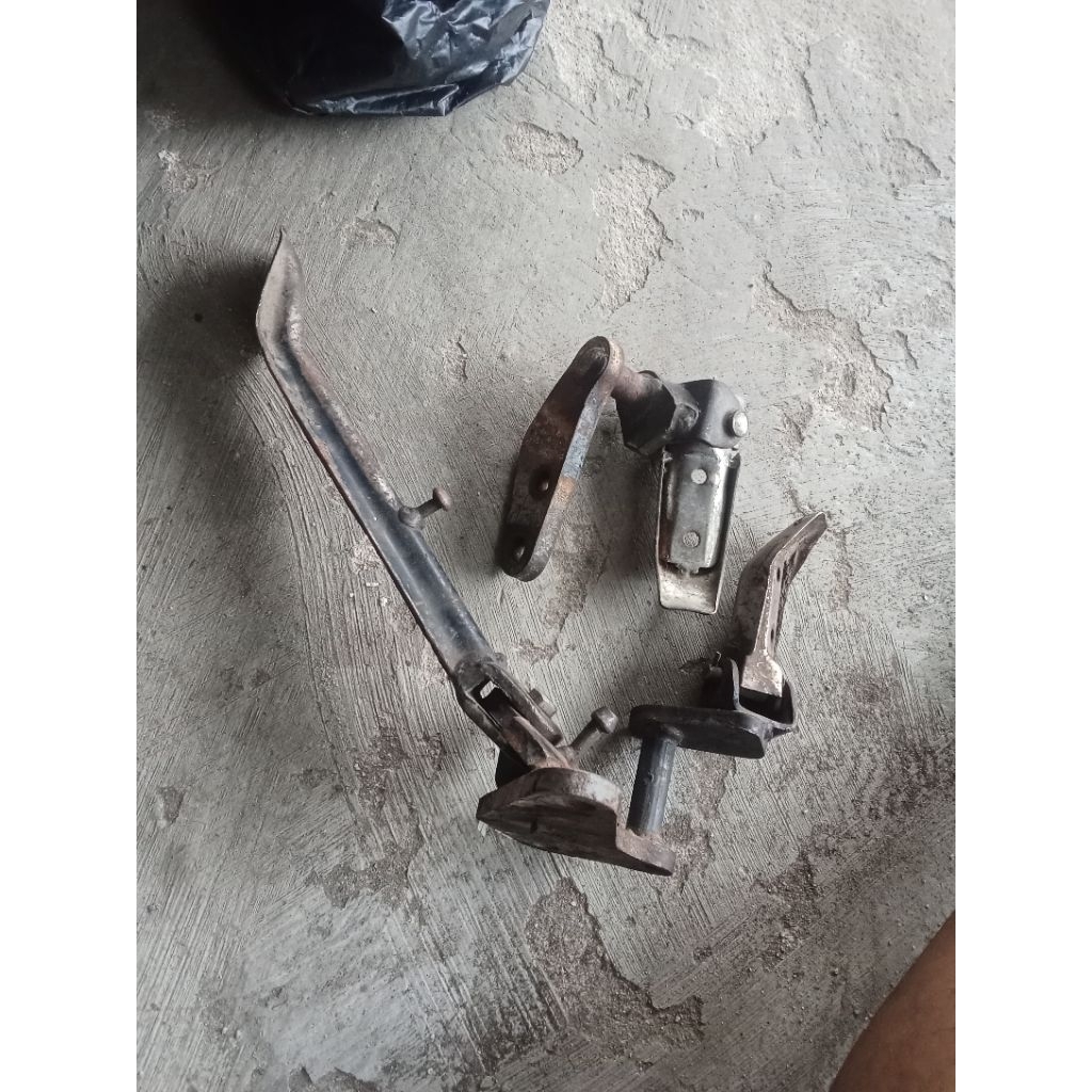 step depan Yamaha 125z,125zr