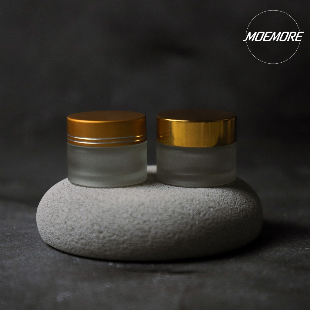 MOEMORE — Jar Pot Cream 15 Gr Tutup Gold Frosted — Skincare Treatment