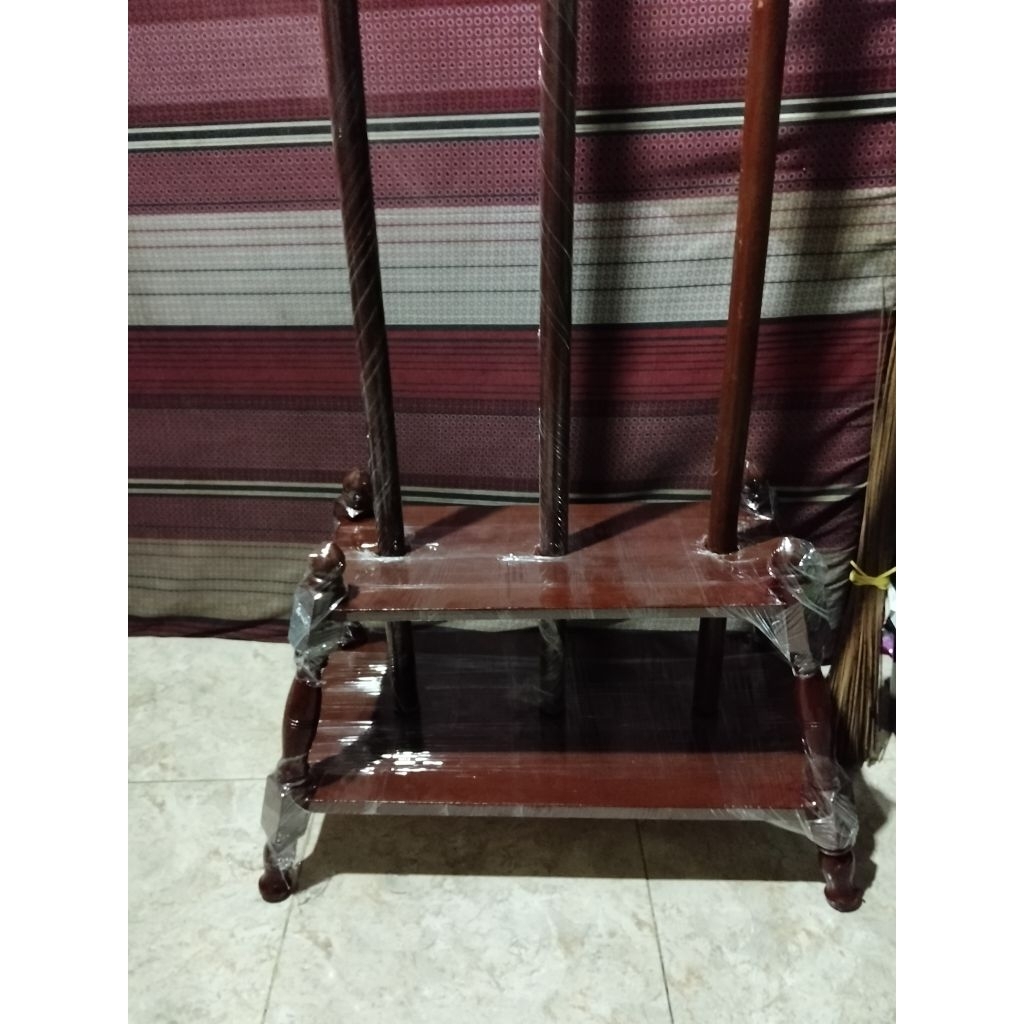 

tiang bendera dalam ruangan petaka.lubang.3.sudah termasuk tiangnya