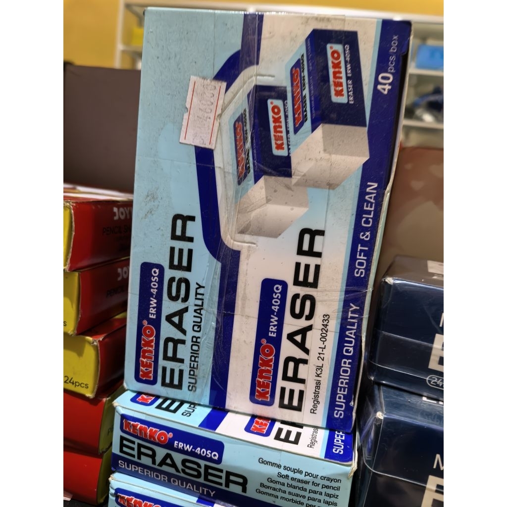 

Penghapus pensil Carinex Eraser (1kotak isi 40pcs)