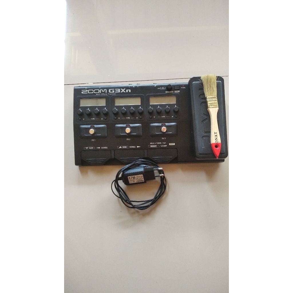efek gitar zoom g3xn second normal,presisi,terawat.