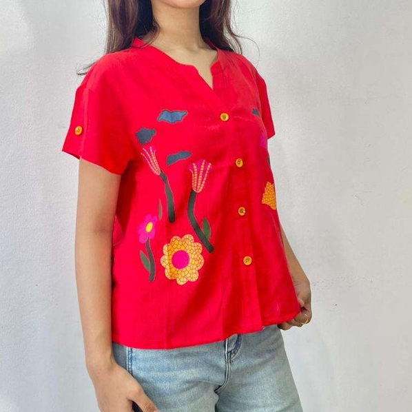 310058A | BLOUSE KATUN LINEN NO STRETCH LENGAN PENDEK MOTIF BUNGA MERAH PUTIH