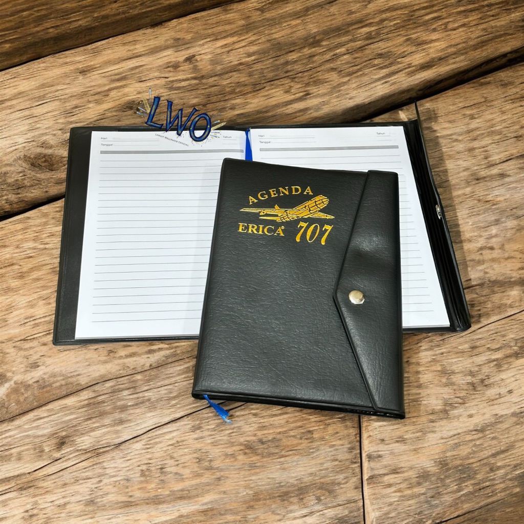 

Buku Agenda Catatan Kancing ERICA 707 Ukuran A5 Caver Hitam