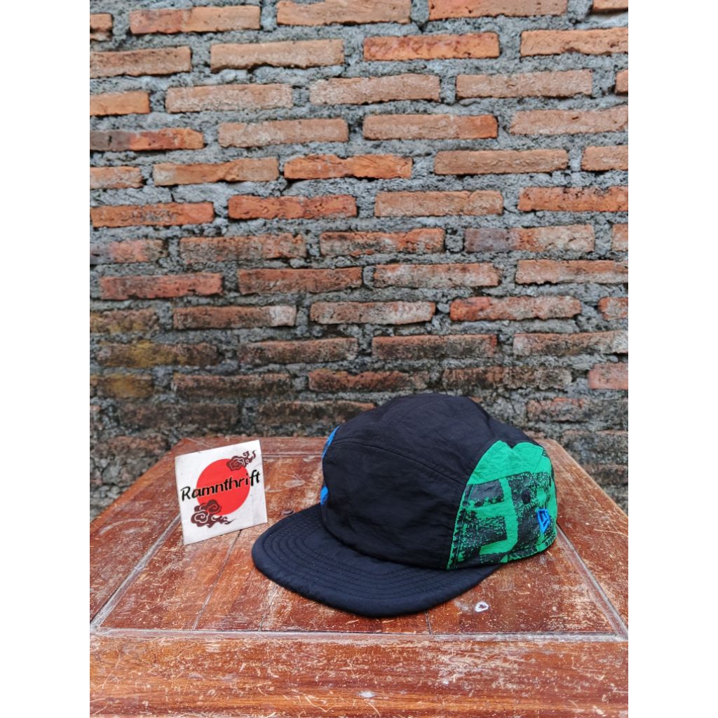 topi new era 5 panel