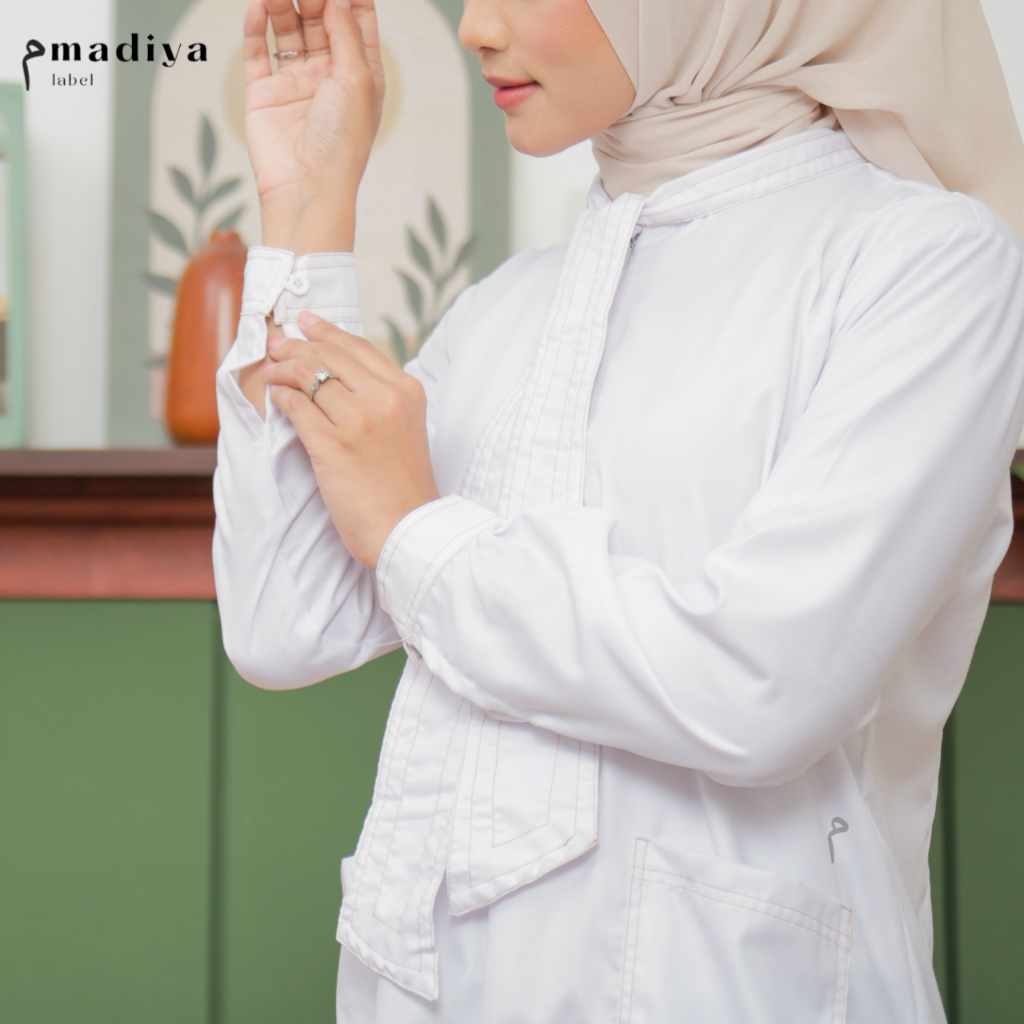 MADIYA-Gamis Putih Hitam Umroh dan Haji Toyobo FD Abaya Danesha