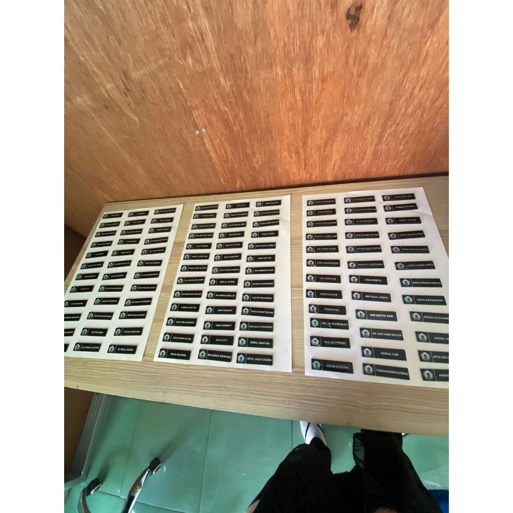 

Nametag Resin Custom Nama Logo | Magnet/Pin Akrilik Tebal Elegan | Cocok Karyawan, Guru, Komunitas