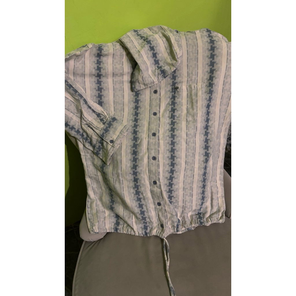 kemeja triset wanita preloved