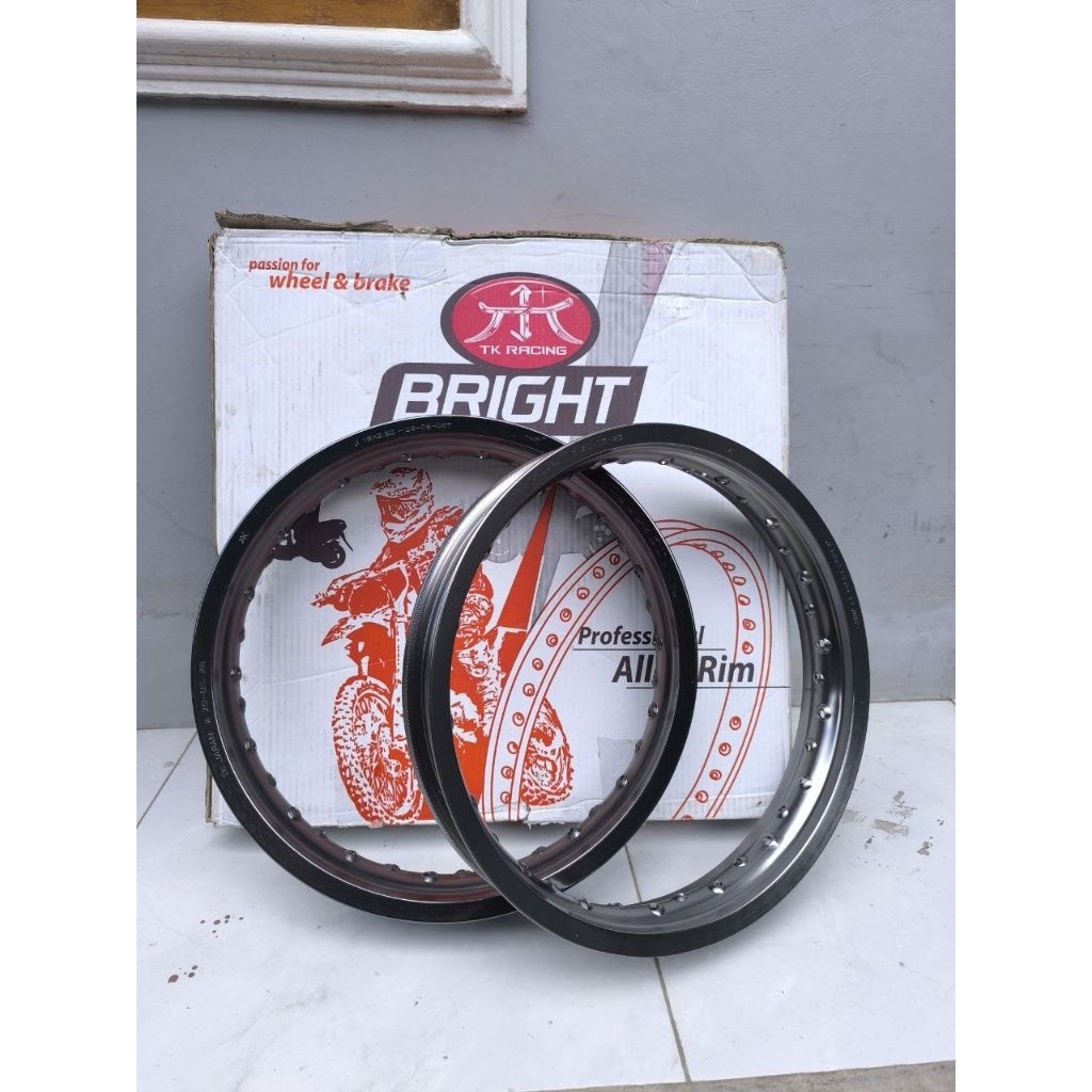 BARU VELG PELEK TK RACING 215 DAN 250 RING 16 HOLE LUBANG 36 ORIGINAL BARU WARNA TITANIUM BISA UNTUK