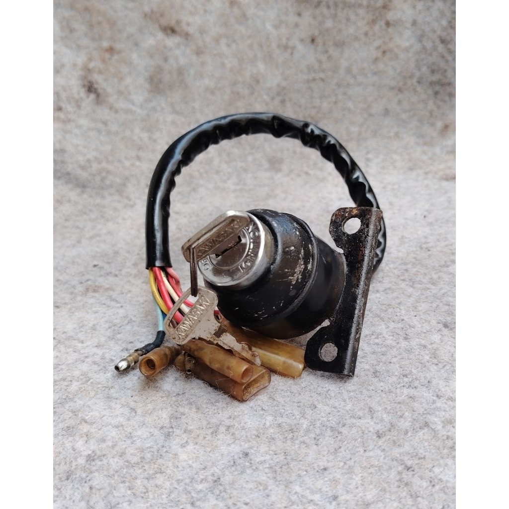 kunci kontak kawasaki kh100 kunci kontak binter kh100 kunci binter kh 100 kunci kontak binter kh 100