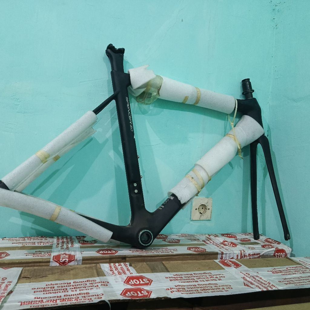 Frameset Camp Spencer 2.0 700c CARBON rimbrake size 52 (BACA DESKRIPSI)