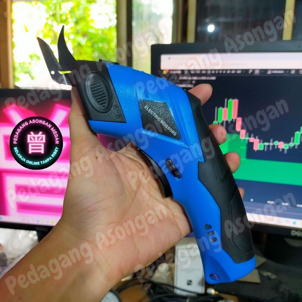 

Gunting Listrik Elektrik Multifungsi Alat Pemotong Kain Kulit Kardus Tanpa Kabel Isi Ulang USB Portabel DIY