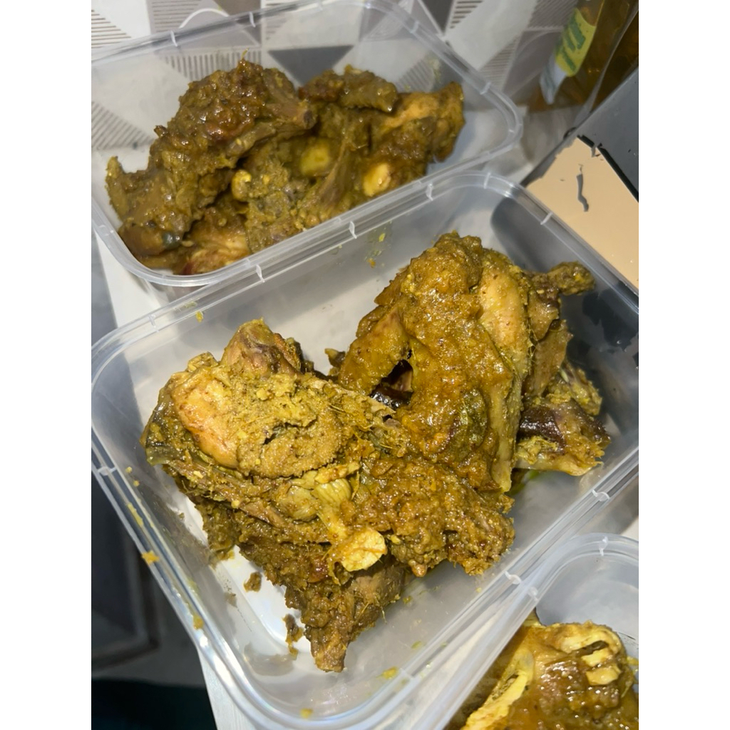 

AYAM KAMPUNG UNGKEP REMPAH